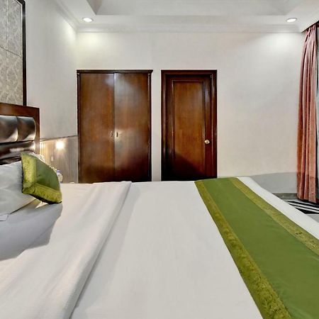 Treebo Trend Corporate Inn Чандігарх Екстер'єр фото