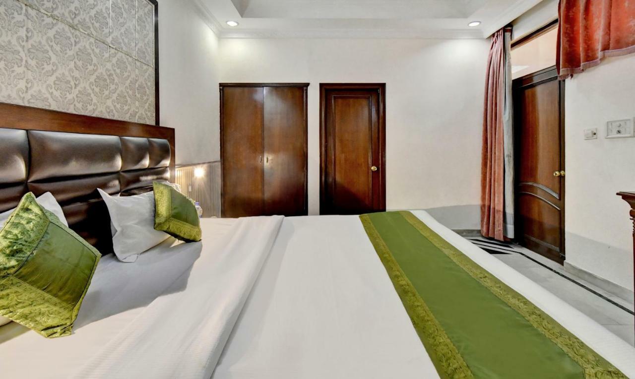 Treebo Trend Corporate Inn Чандігарх Екстер'єр фото