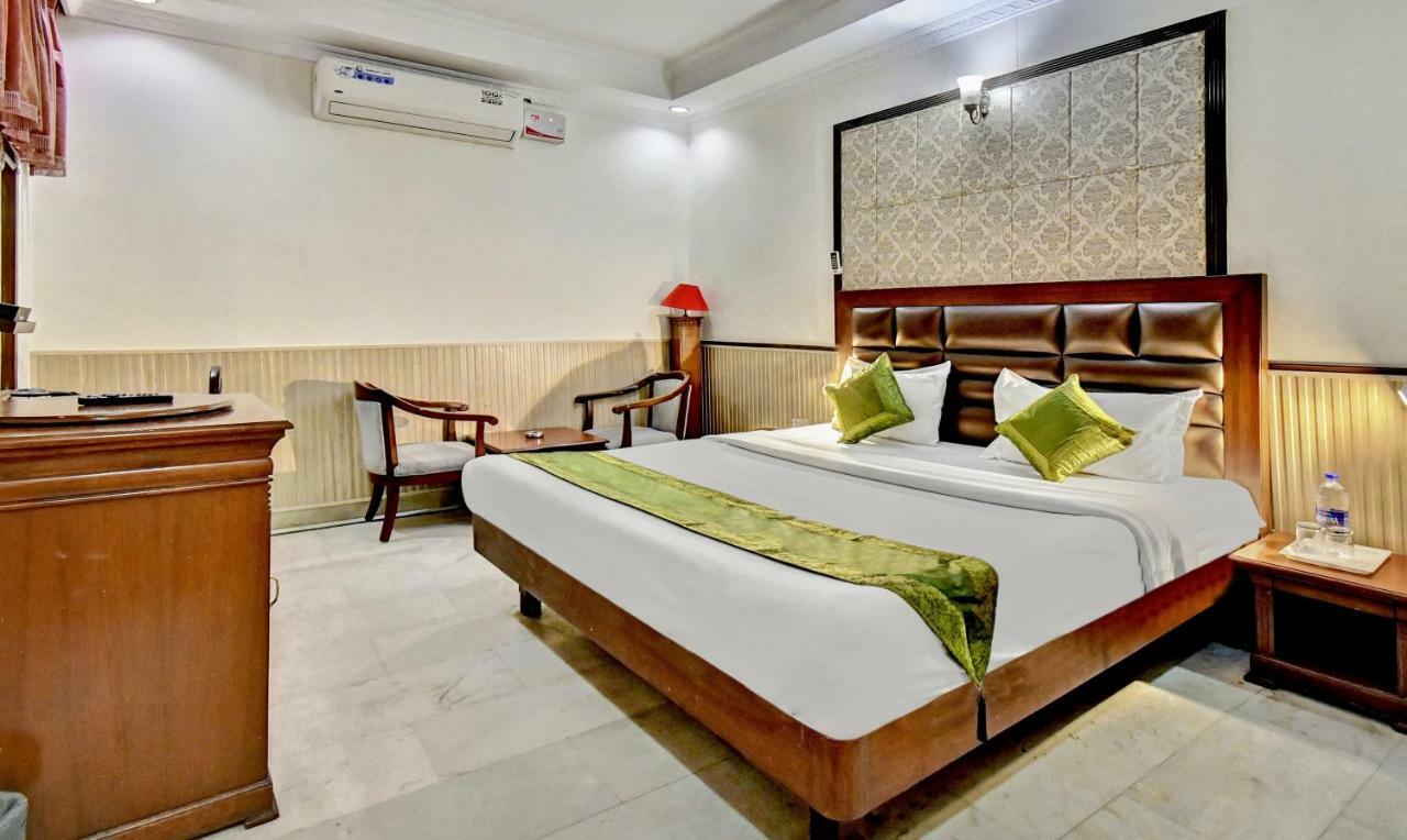 Treebo Trend Corporate Inn Чандігарх Екстер'єр фото