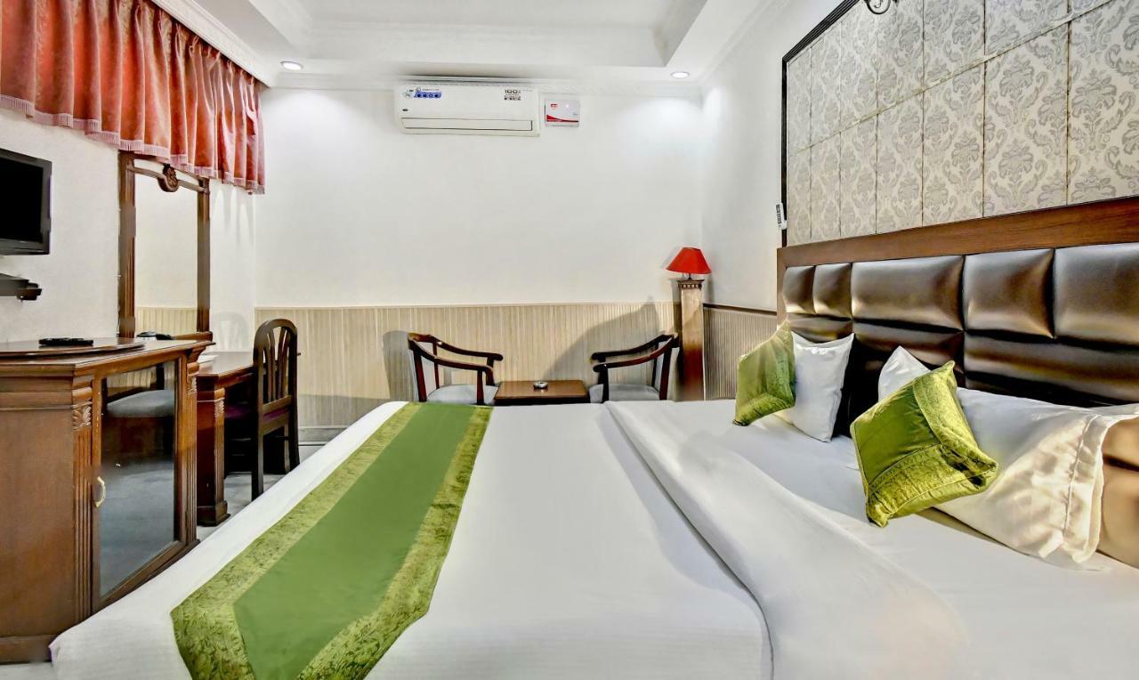 Treebo Trend Corporate Inn Чандігарх Екстер'єр фото