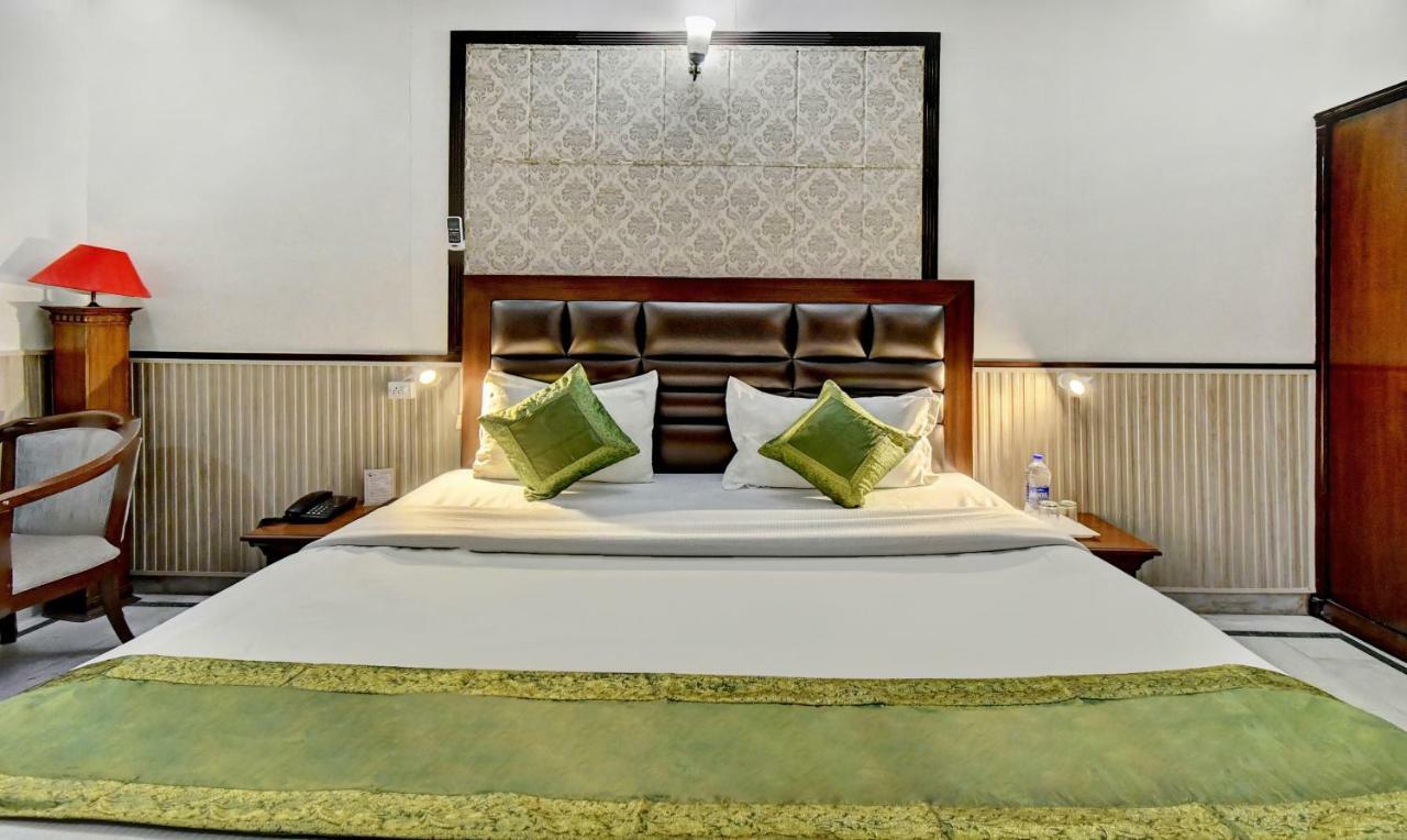 Treebo Trend Corporate Inn Чандігарх Екстер'єр фото