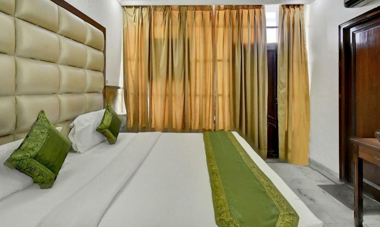 Treebo Trend Corporate Inn Чандігарх Екстер'єр фото
